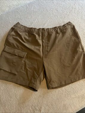 STYLUS Men's Olive Brown Cargo Shorts with Elastic Waist